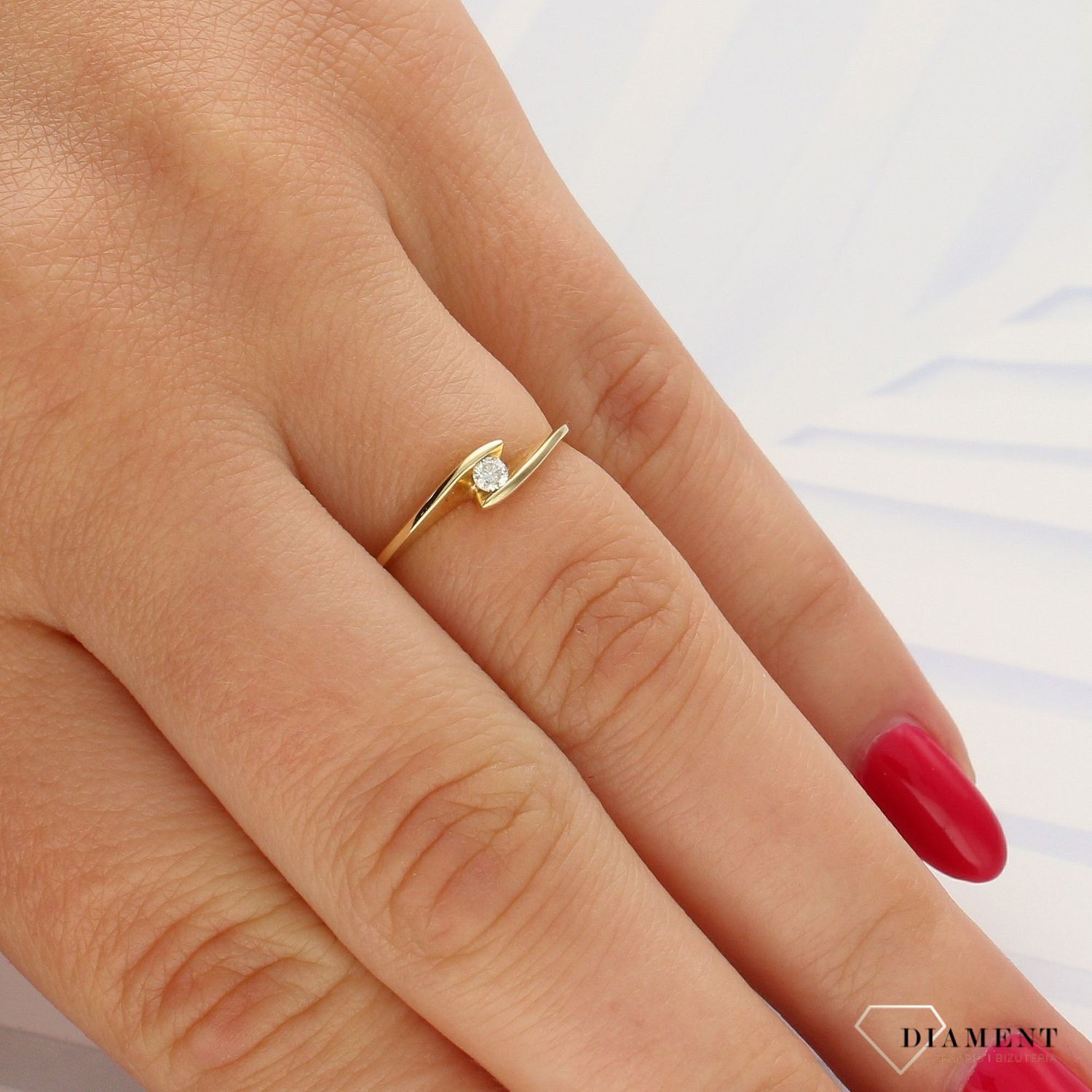 Złoty pierścionek z diamentem  Złoto 585 żółte  Rozmiar 11  1808 WG05-10.jpg